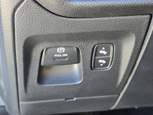 Used 2025 RAM 1500 Big Horn image 26