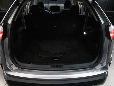 Used 2024 Ford Edge SEL image 19