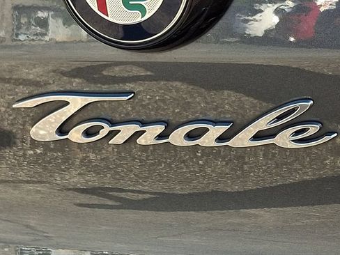 Used 2024 Alfa Romeo Tonale Ti AWD/4WD image 32