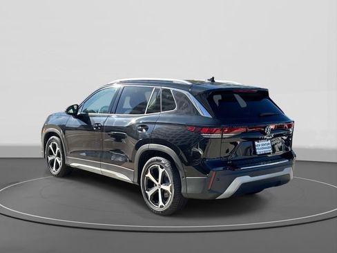 New 2026 Volkswagen Tiguan SE AWD/4WD image 3