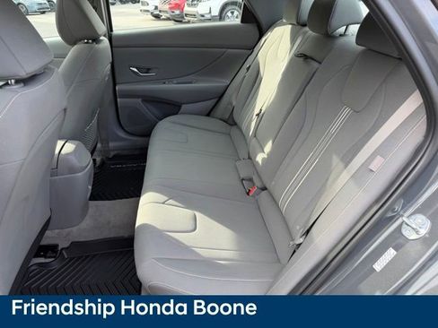 Used 2024 Hyundai Elantra SEL w/ Convenience Package FWD image 35
