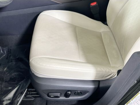 Used 2023 Lexus RX 350 Premium Plus w/ Accessory Package (Z1) image 18