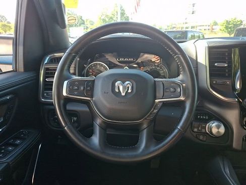 Used 2024 RAM 1500 Laramie AWD/4WD image 19