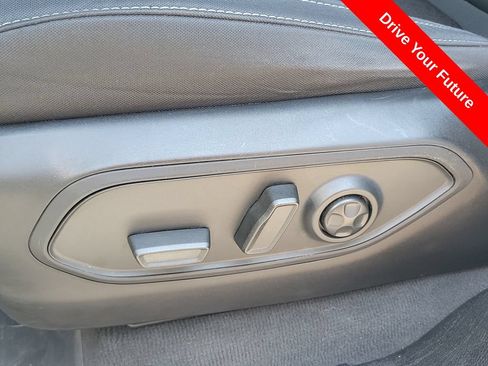 Used 2023 Jeep Grand Cherokee L Laredo RWD image 18