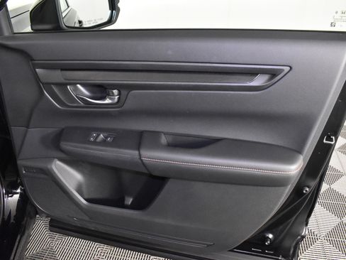 Used 2025 Honda CR-V Sport image 42