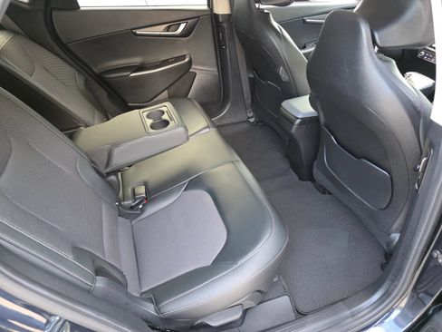 Used 2022 Kia EV6 Light RWD image 29
