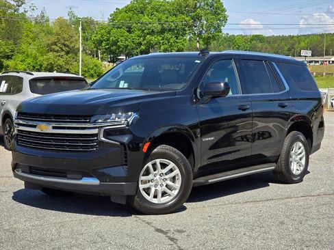 Used 2023 Chevrolet Tahoe LT RWD image 2