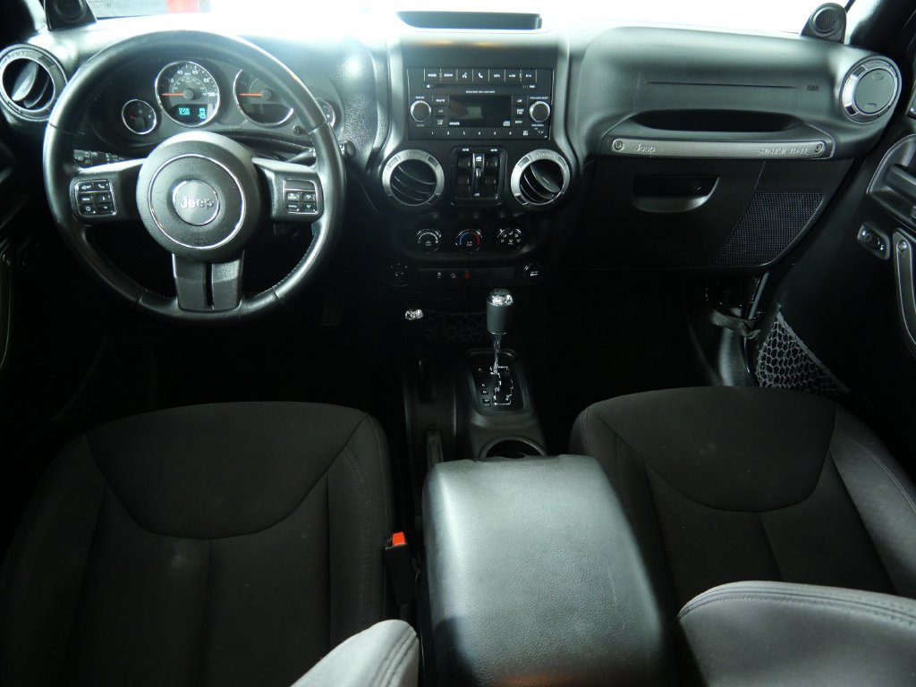 Used 2014 Jeep Wrangler Unlimited Sport w/ Quick Order Package 24S AWD/4WD image 20