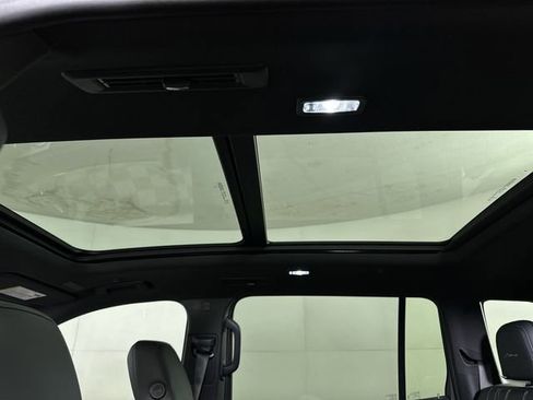 New 2026 Buick Enclave Avenir FWD image 20