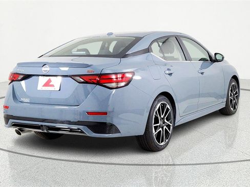 Used 2024 Nissan Sentra SR w/ Trunk Package image 3