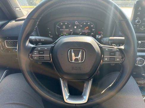 Used 2025 Honda Civic Sport image 10