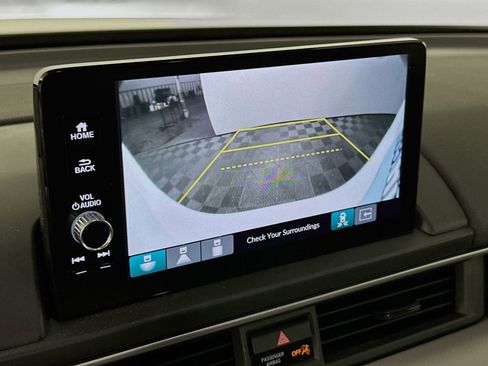 Used 2024 Honda Pilot EX-L image 13