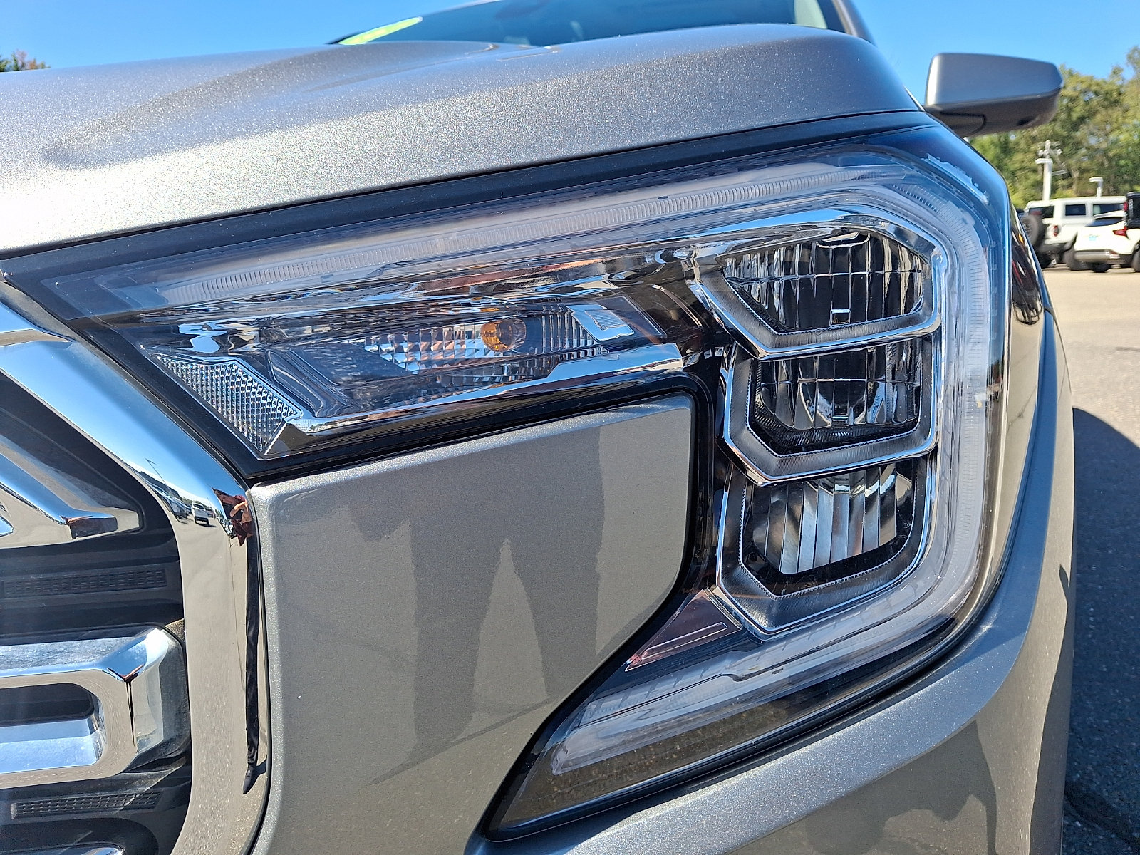 Certified 2023 GMC Terrain SLT w/ Tech Package AWD/4WD image 9