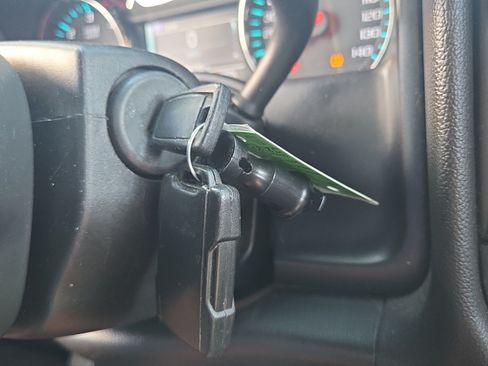 Used 2018 Chevrolet Silverado 1500 LT RWD image 36
