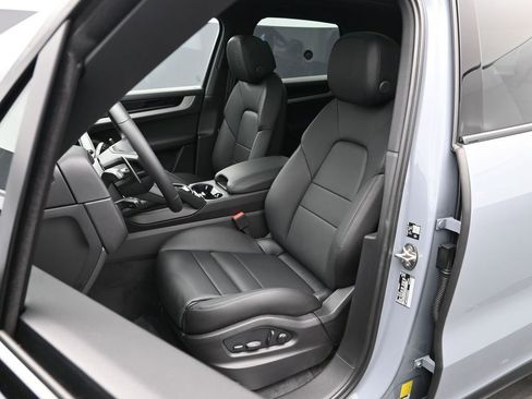 New 2026 Porsche Cayenne S AWD/4WD image 5