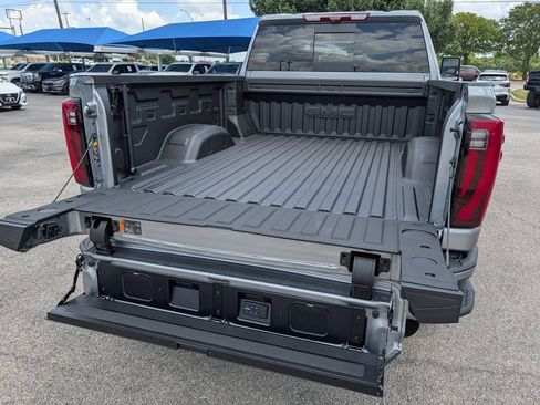New 2026 GMC Sierra 2500 Denali Ultimate AWD/4WD image 29