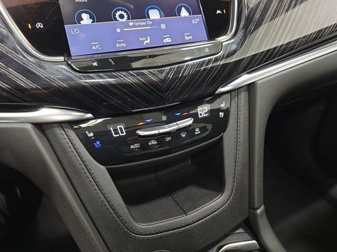 Certified 2024 Cadillac XT6 Premium Luxury w/ LPO, Floor Liner Package AWD/4WD image 21