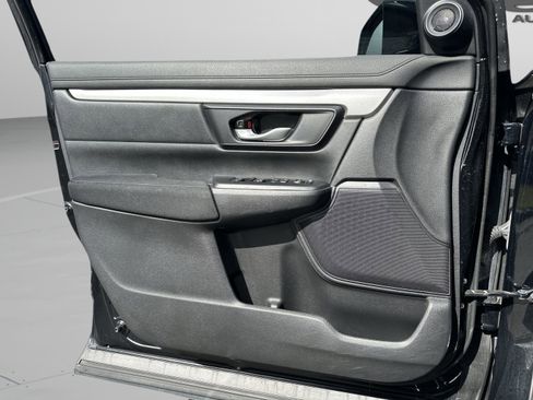 Certified 2021 Honda CR-V Special Edition image 16