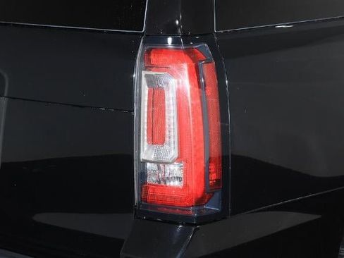 Used 2015 GMC Yukon SLT w/ Open Road Package image 11