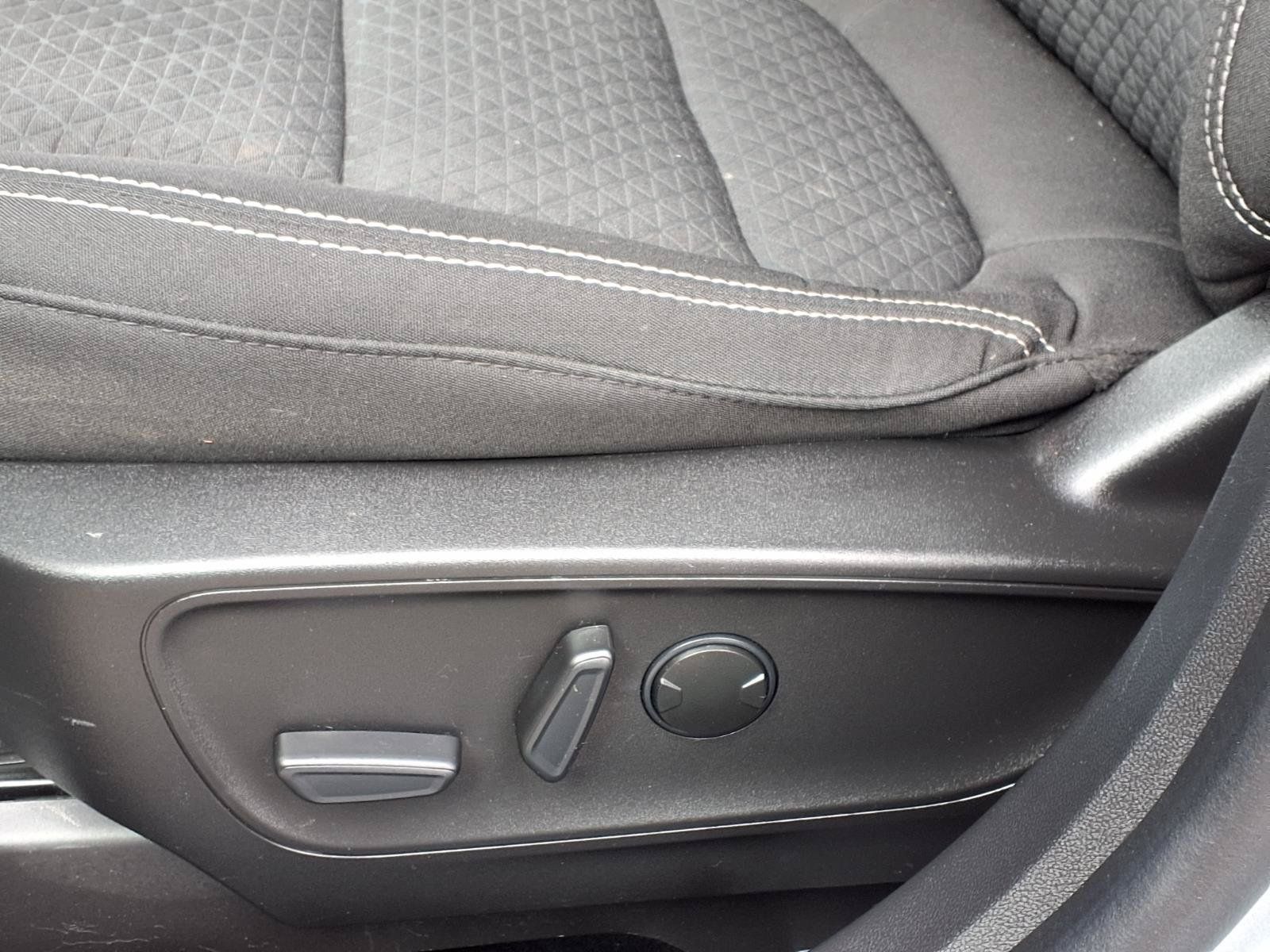Used 2023 Ford Escape Active AWD/4WD image 5