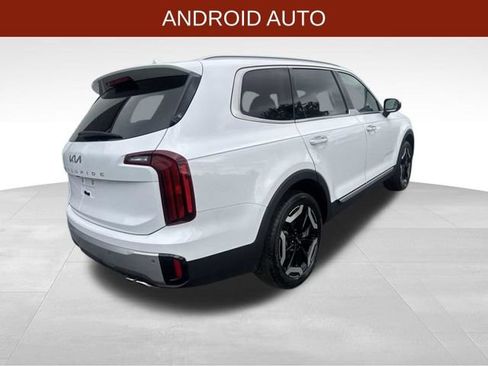 Used 2024 Kia Telluride S FWD image 7