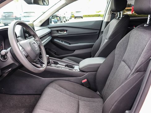 Used 2025 Honda Accord SE image 21