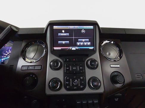 Used 2016 Ford F350 Lariat w/ Lariat Ultimate Package AWD/4WD image 18