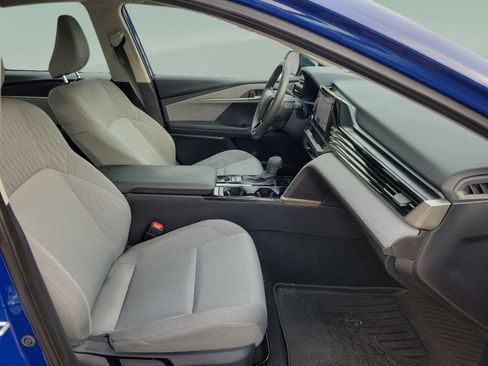 Used 2025 Toyota Camry LE FWD image 31