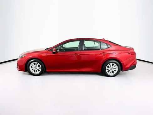 Used 2025 Toyota Camry LE w/ Convenience Package FWD image 4