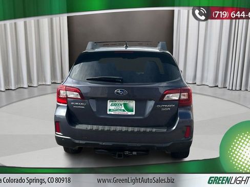 Used 2017 Subaru Outback 3.6R Limited image 4