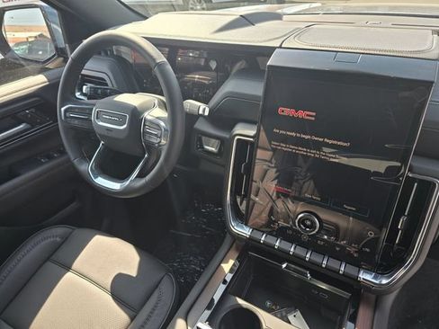 New 2026 GMC Yukon XL Denali w/ Sun & Power Step Package AWD/4WD image 11