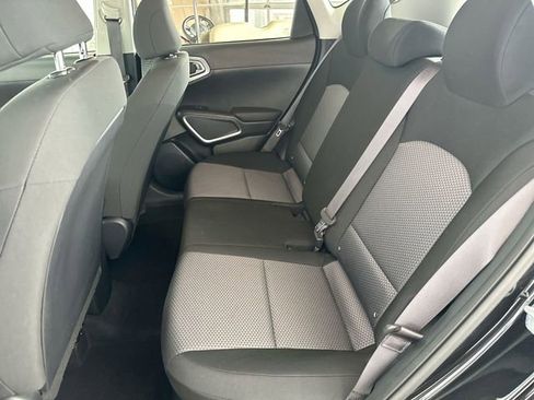 Certified 2023 Kia Soul LX w/ LX Technology Package FWD image 25
