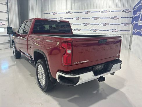 Used 2022 Chevrolet Silverado 2500 LTZ w/ LTZ Plus Package AWD/4WD image 4