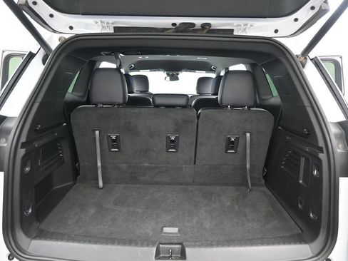 Used 2025 GMC Acadia Elevation w/ Elevation Premium Package AWD/4WD image 27