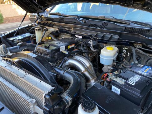 Used 2014 RAM 2500 Longhorn w/ Convenience Group AWD/4WD image 17