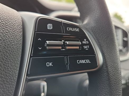 Used 2019 Kia Sorento L FWD image 21