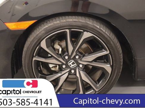 Used 2019 Honda Civic Sport image 8