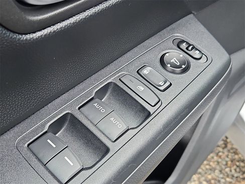 Certified 2025 Honda CR-V Sport image 26