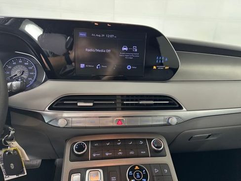 Certified 2022 Hyundai Palisade SE image 21