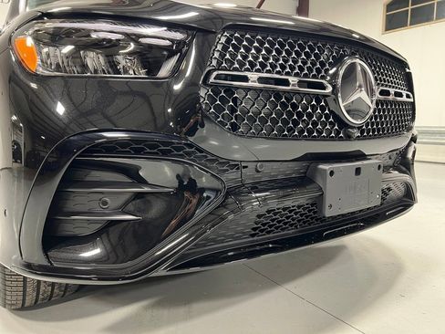 Used 2025 Mercedes-Benz GLE 450 4MATIC image 11