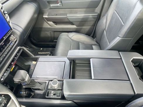 Used 2022 Toyota Tundra Platinum w/ Advanced Package image 21