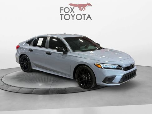 Used 2024 Honda Civic Sport image 8