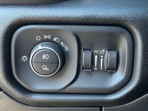 New 2026 RAM 1500 Big Horn AWD/4WD image 25