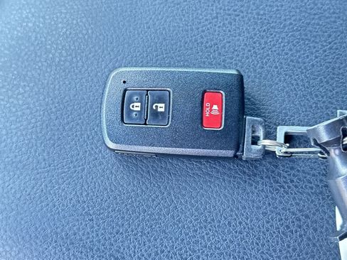 Used 2021 Toyota Tacoma 4x4 Double Cab image 23