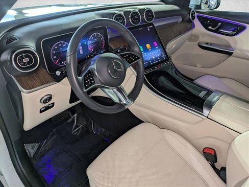 Certified 2025 Mercedes-Benz GLC 300 image 9