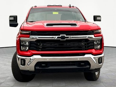 Used 2025 Chevrolet Silverado 2500 LT w/ All Star Edition AWD/4WD image 2