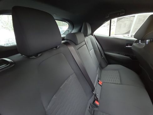 Used 2025 Toyota Corolla SE image 18