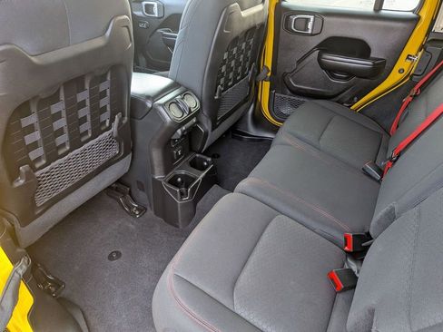 Used 2020 Jeep Wrangler Unlimited Rubicon w/ Quick Order Package 28Y Recon AWD/4WD image 29