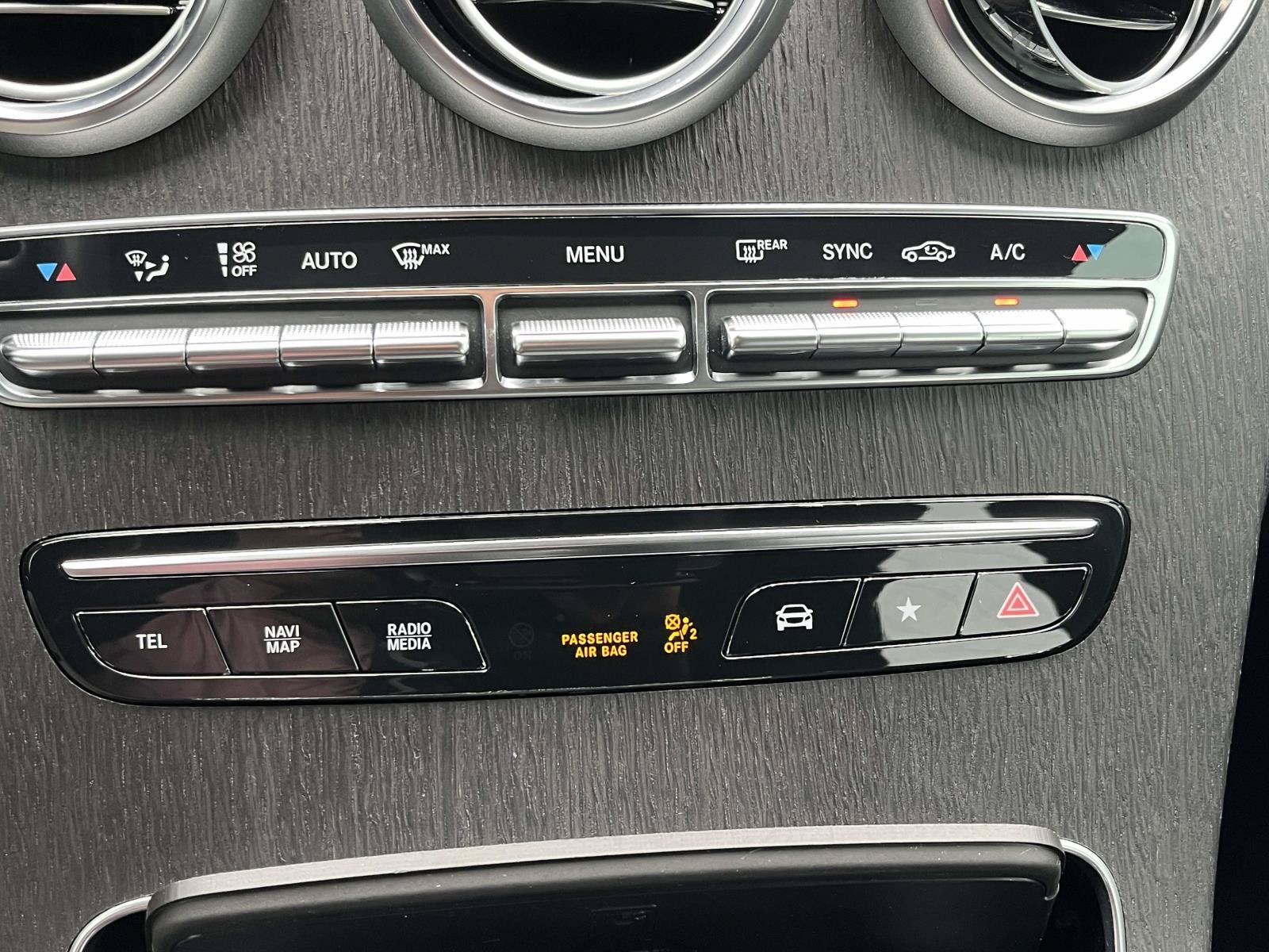 Used 2021 Mercedes-Benz GLC 300 image 28