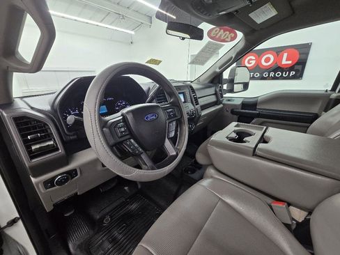 Used 2019 Ford F250 XL w/ STX Appearance Package image 13